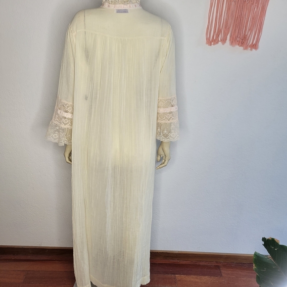 Vintage 70s Christian Dior Gauze Sheer nightgown - Picture 4 of 11